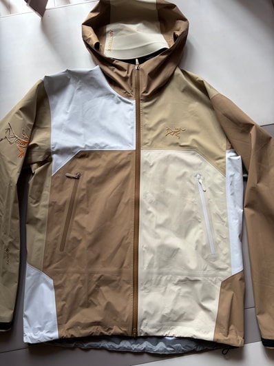 ARC'TERYX x BEAMS Beta Jacket "Nagomi"