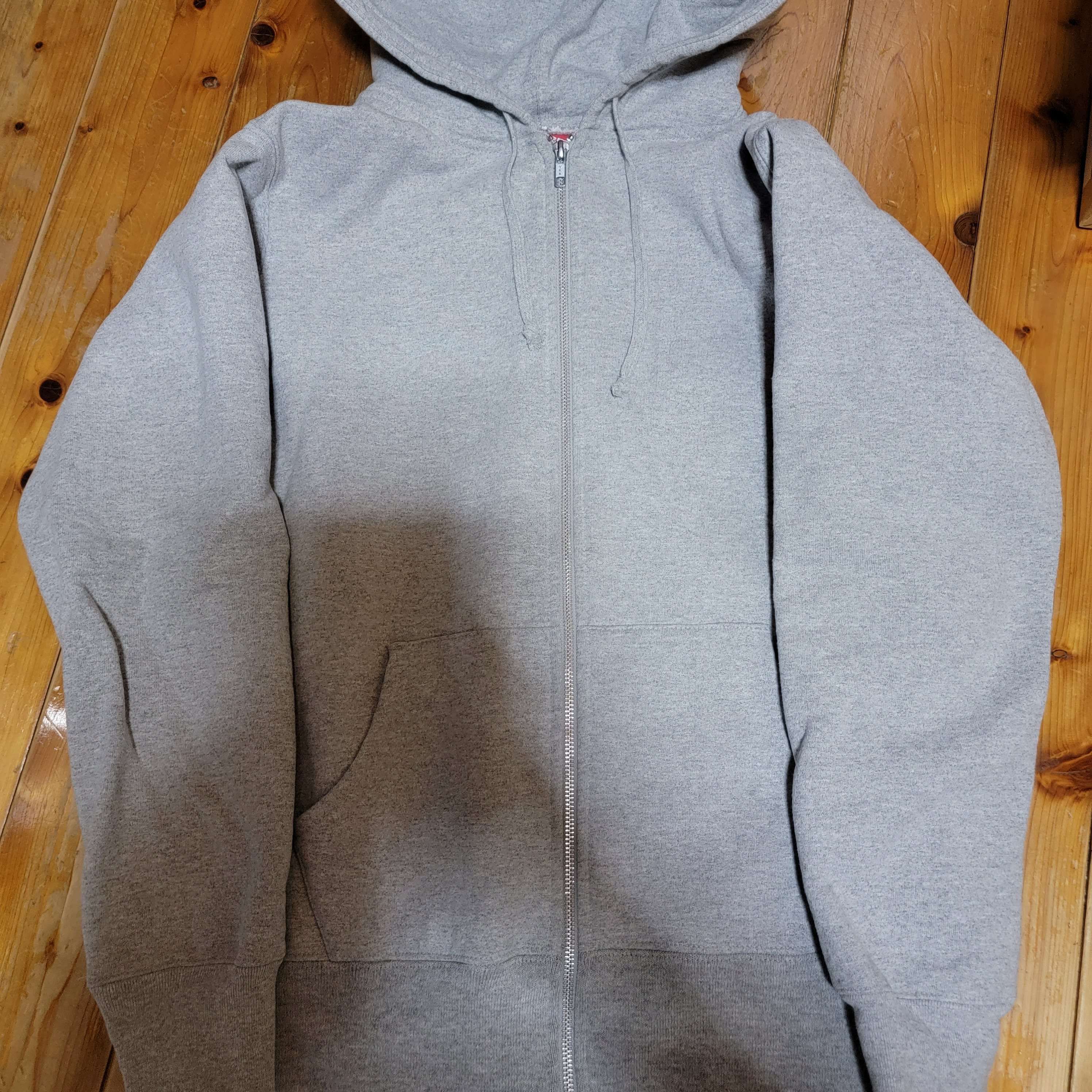 supreme パーカー