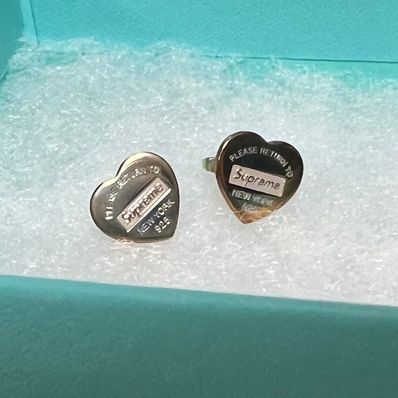 Supreme / Tiffany & Co. Return to Tiffany Heart Tag Stud Earrings (Set of 2) "Silver"