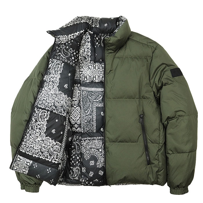 【極美品】TATRAS タトラス ダウンジャケット NESE ネセ メンズ サイズ 01 リバーシブル リップストップ × ペイズリー バンダナ ナイロン100% ロゴ パッチ アウター オリーブグリーン 緑 ポーランド製