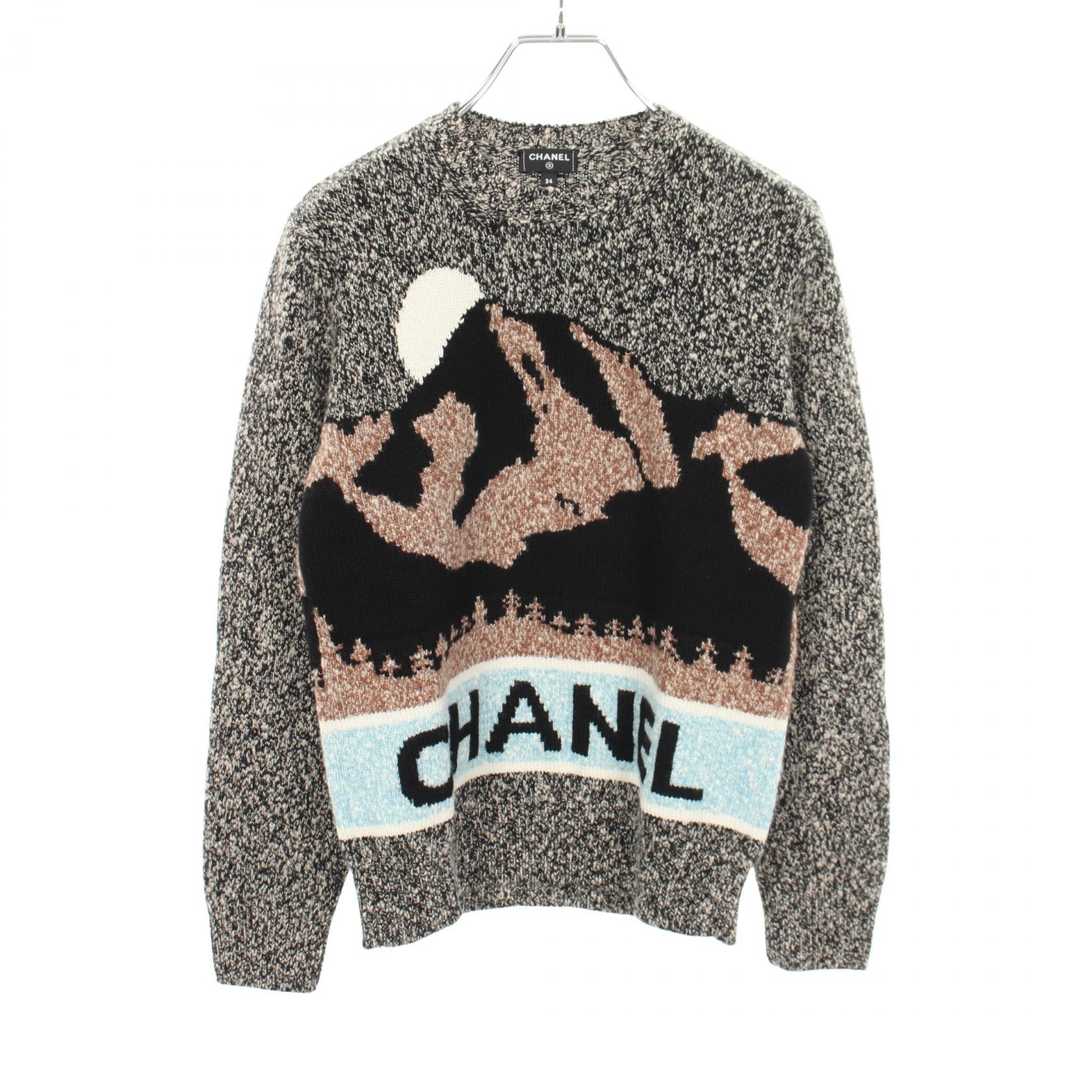 SALE【美品】CHANEL シャネル ニット ハーフスリーブ サイズ 34 レディース P51263 2015年製 COCOマーク ロゴ ラインストーン ローゲージ Vネック トップス ネイビーパープル 紺 紫 フランス製 カール・ラガーフェルド期 CHANEL - SALE【美品】CHANEL シャネル ニット ハーフスリーブ サイズ