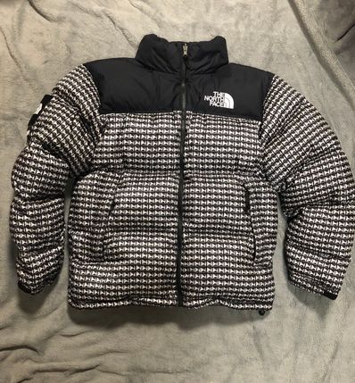 Supreme x The North Face Studded Nuptse Jacket "Black"