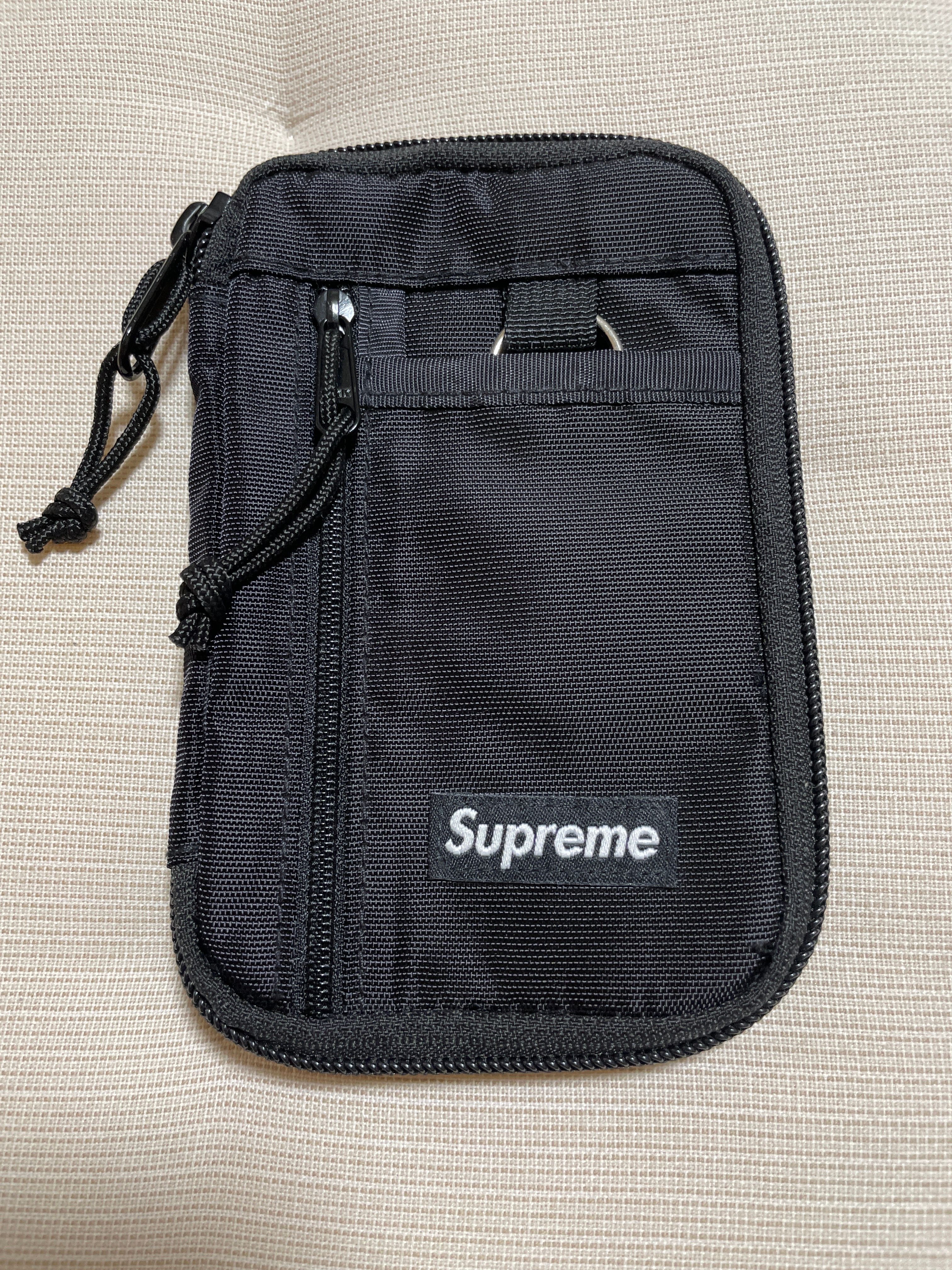 Supreme 19FW Small Zip Pouch 