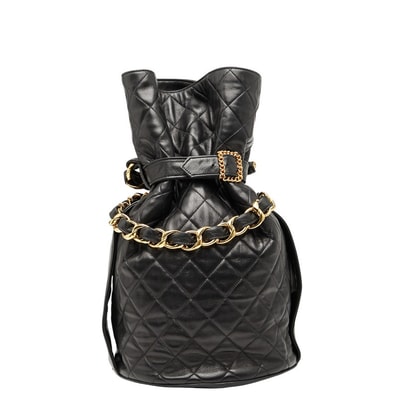 シャネル ココマーク マトラッセ 巾着型 チェーン ショルダーバッグ ブラック ラムスキン レディース CHANEL 【中古】