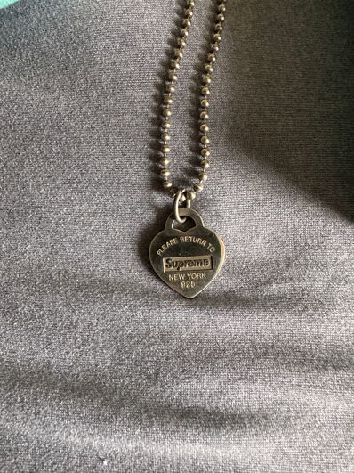 Supreme / Tiffany & Co. Return to Tiffany Heart Tag Pendant "Silver"