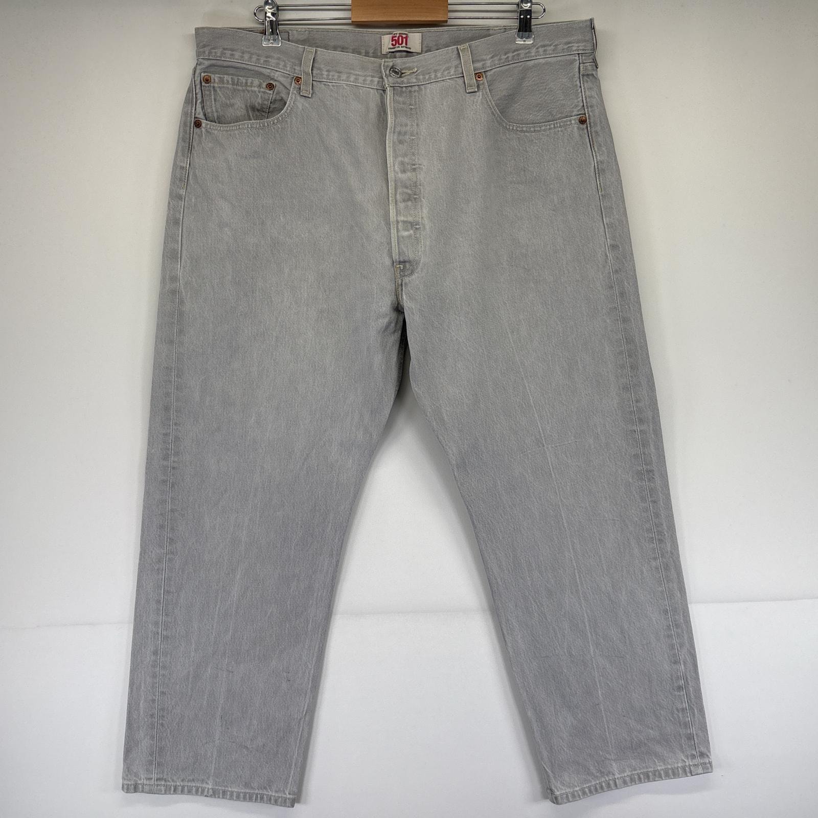 古着 リーバイス Levi's デニムパンツ 501 ストレート ボタンフライ カラーパンツ 大きいサイズ w42 L30  グレー系 メンズ