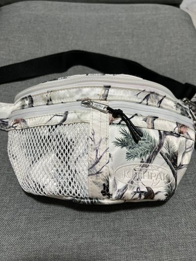 Kith x Eastpak Pine Tree Camo Sawer "White"