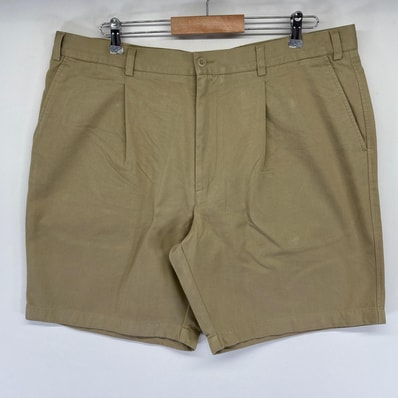 古着 ノーティカ NAUTICA ショートパンツ ツータック ハーフ 短パン ワンポイントロゴ 半ズボン w40 ベージュ メンズ