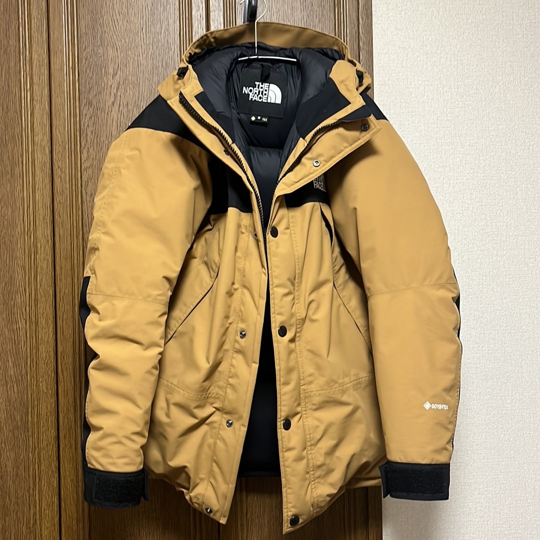 THE NORTH FACE Mountain Down Jacket "Utility Brown"