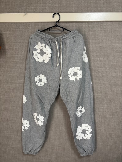 DENIM TEARS Cotton Wreath Sweatpants "Grey"