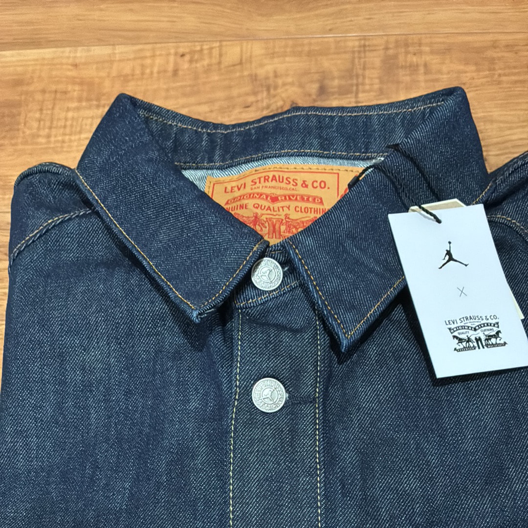 Nike Jordan x LEVI'S 12oz Denim Overshirt Jacket "Rinsed Indigo"