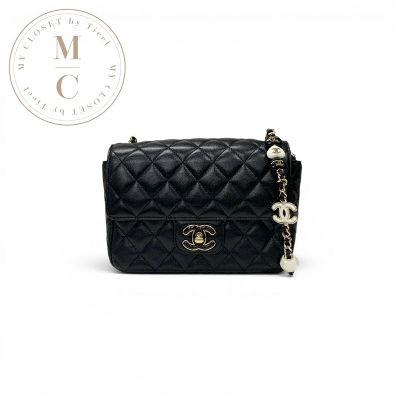 シャネル CHANEL バッグ ショルダーバッグ ブラック ゴールド マトラッセ ココマーク ハート チェーン ターンロック