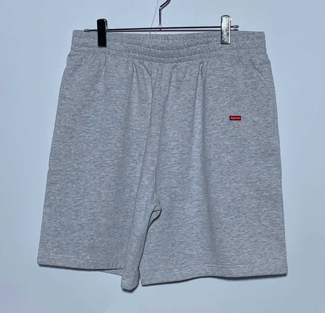 Supreme Small Box Sweatshort "Ash Grey"