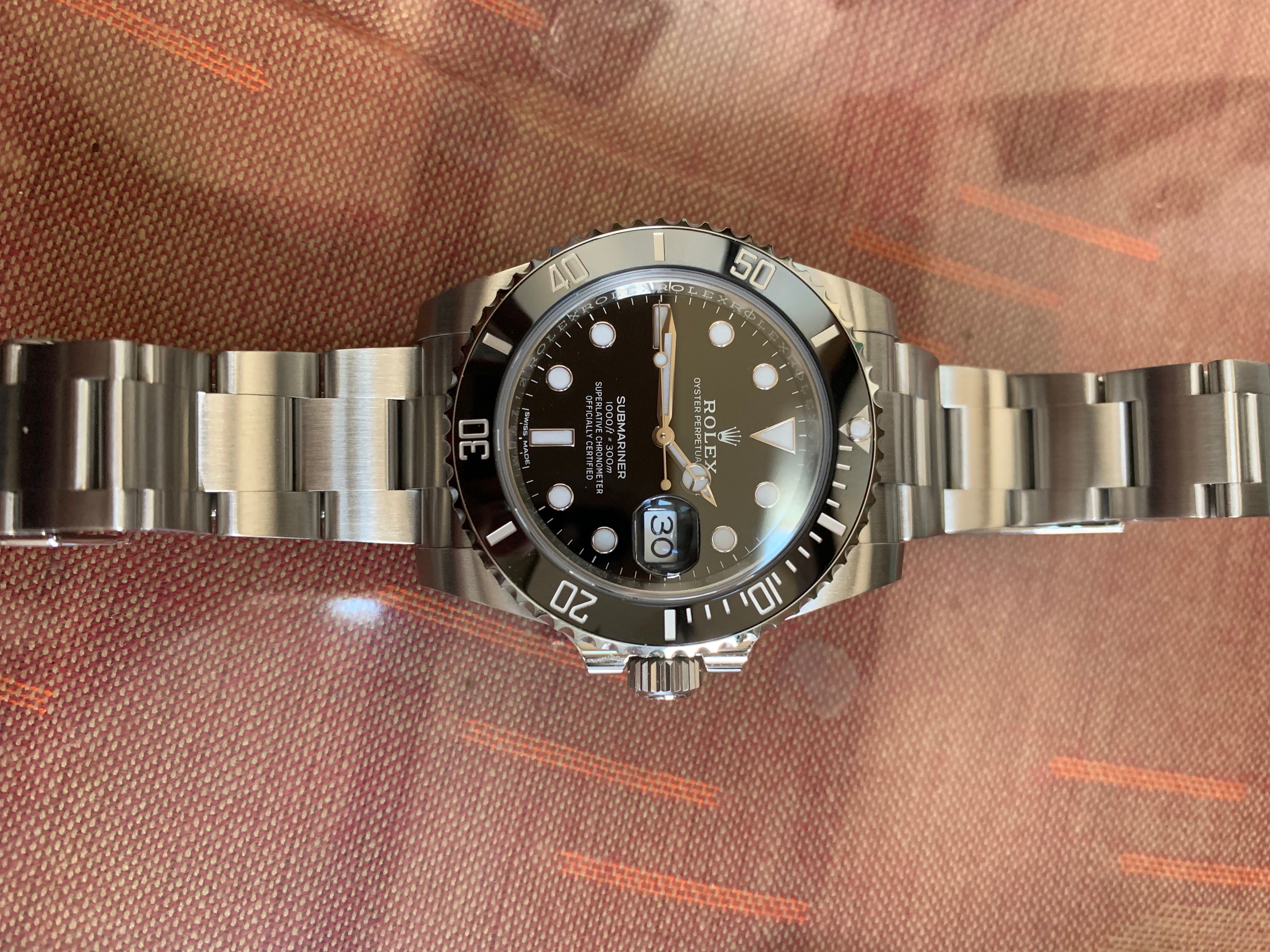 ROLEX Submariner Date "Black/Stainless Steel"