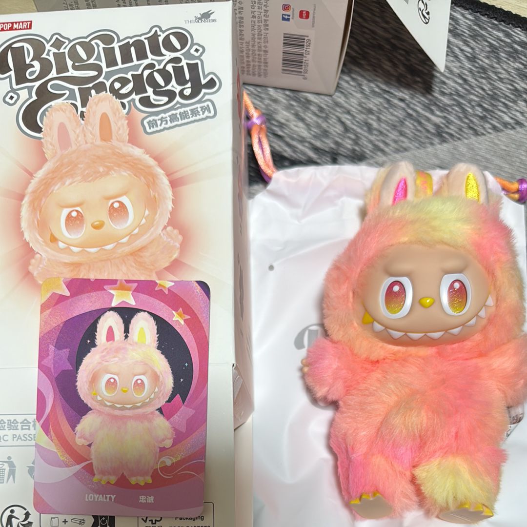 POP MART THE MONSTERS (LABUBU) Big into Energy Series Plush Pendant LOYALTY