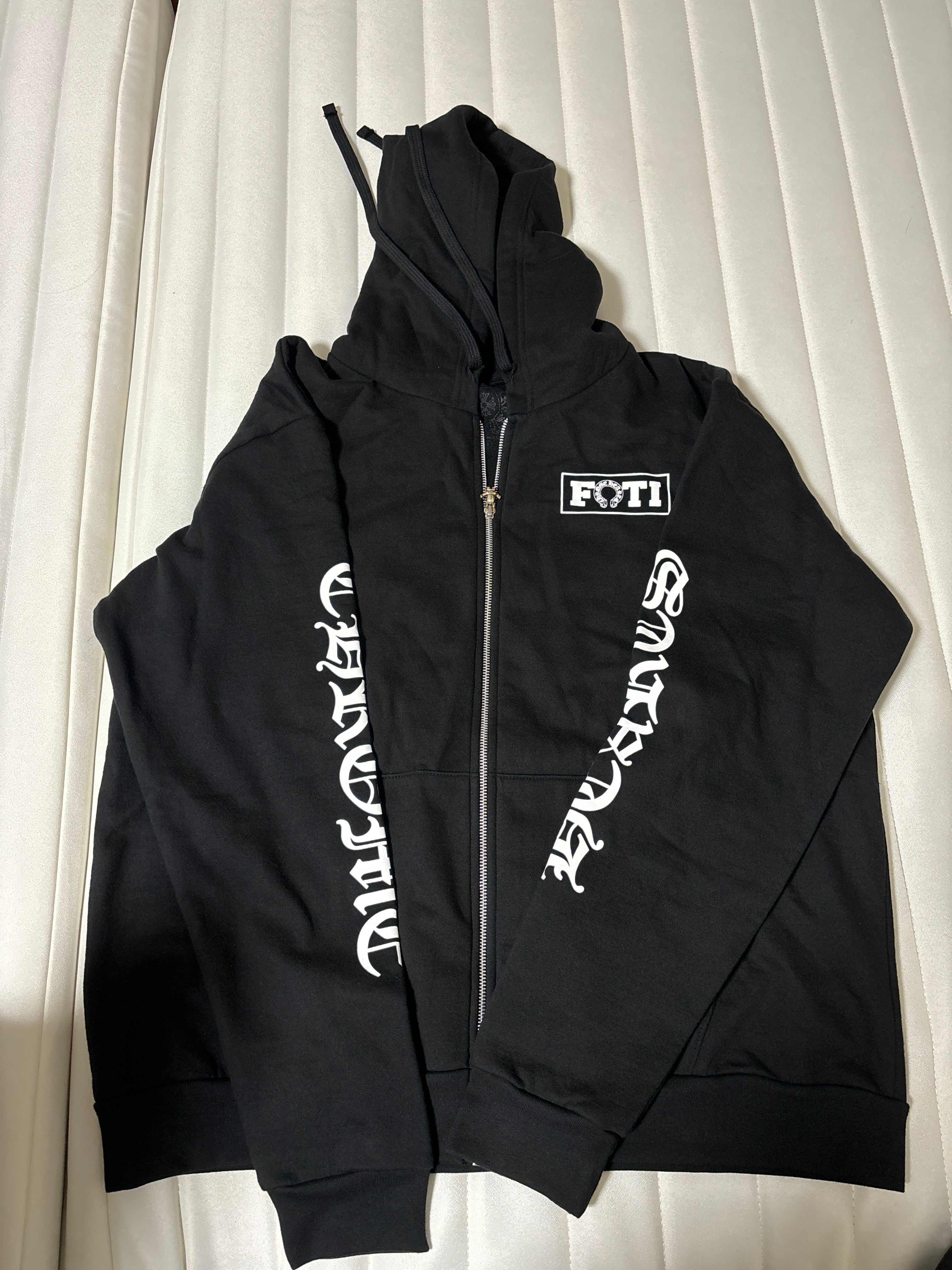 クロムハーツ　zipパーカー