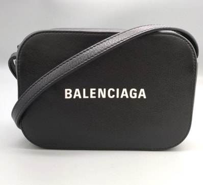 BALENCIAGA