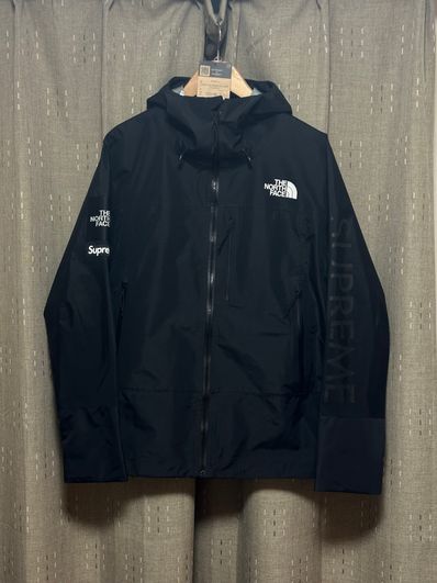 Supreme x The North Face Split Taped Seam Shell Jacket "Black"