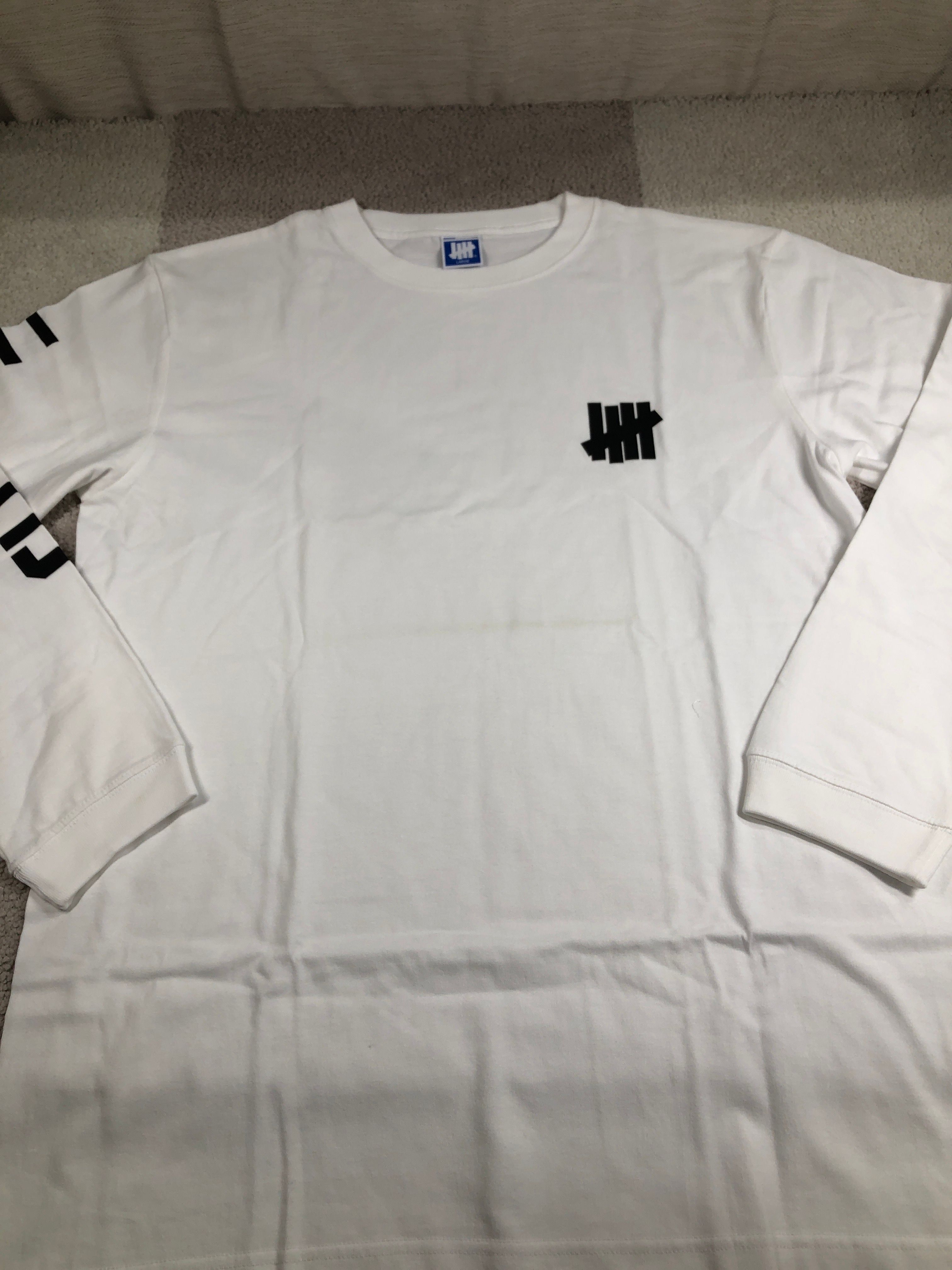 UNDEFEATED STENCIL SLEEVE ICON L/S TEE - UL21006 "White"