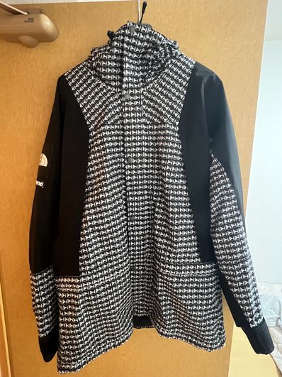 Supreme x The North Face Studded Mountain Light Jacket "Black"