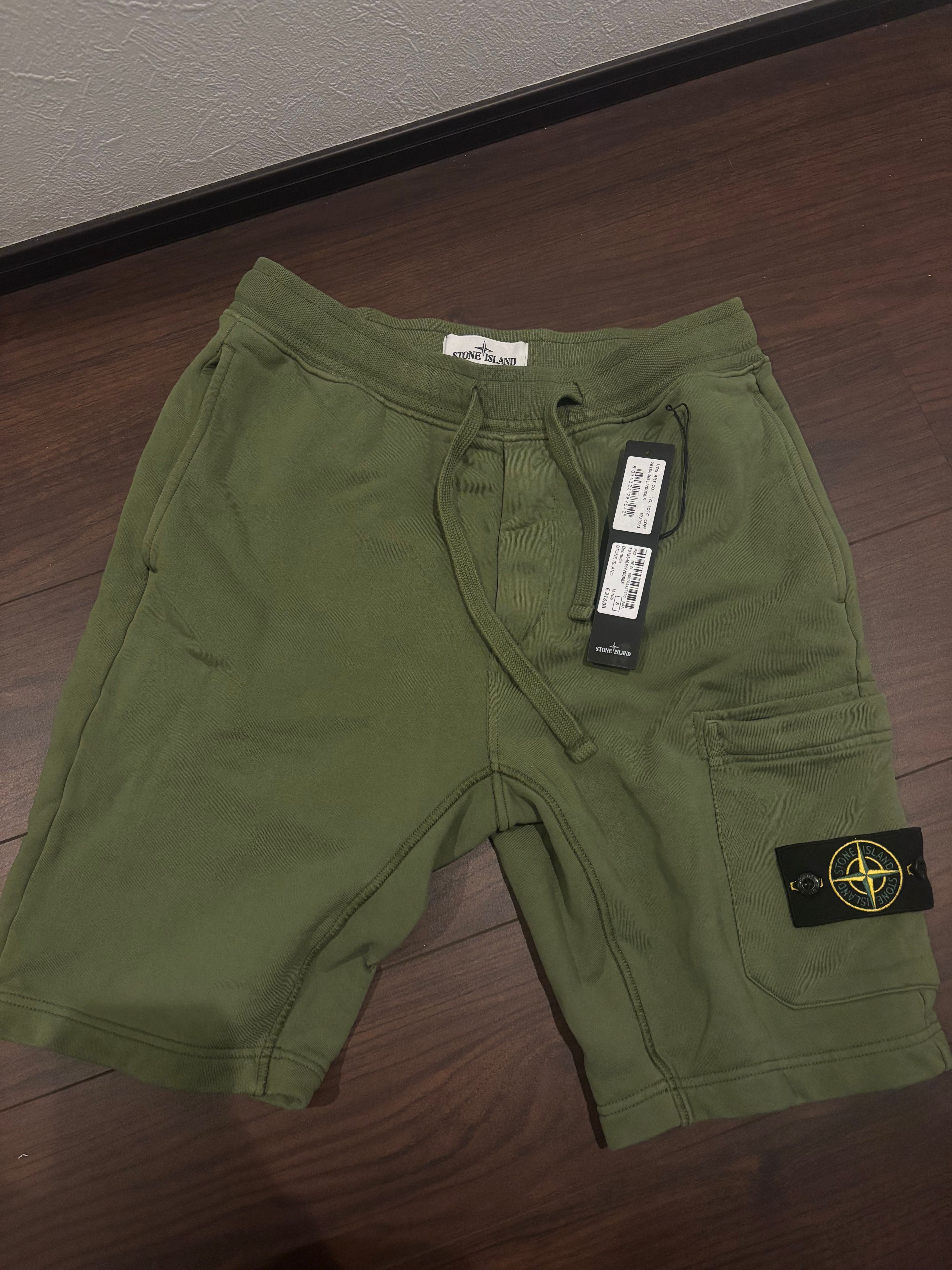 stone island ストーンアイランド スウェットショーツ