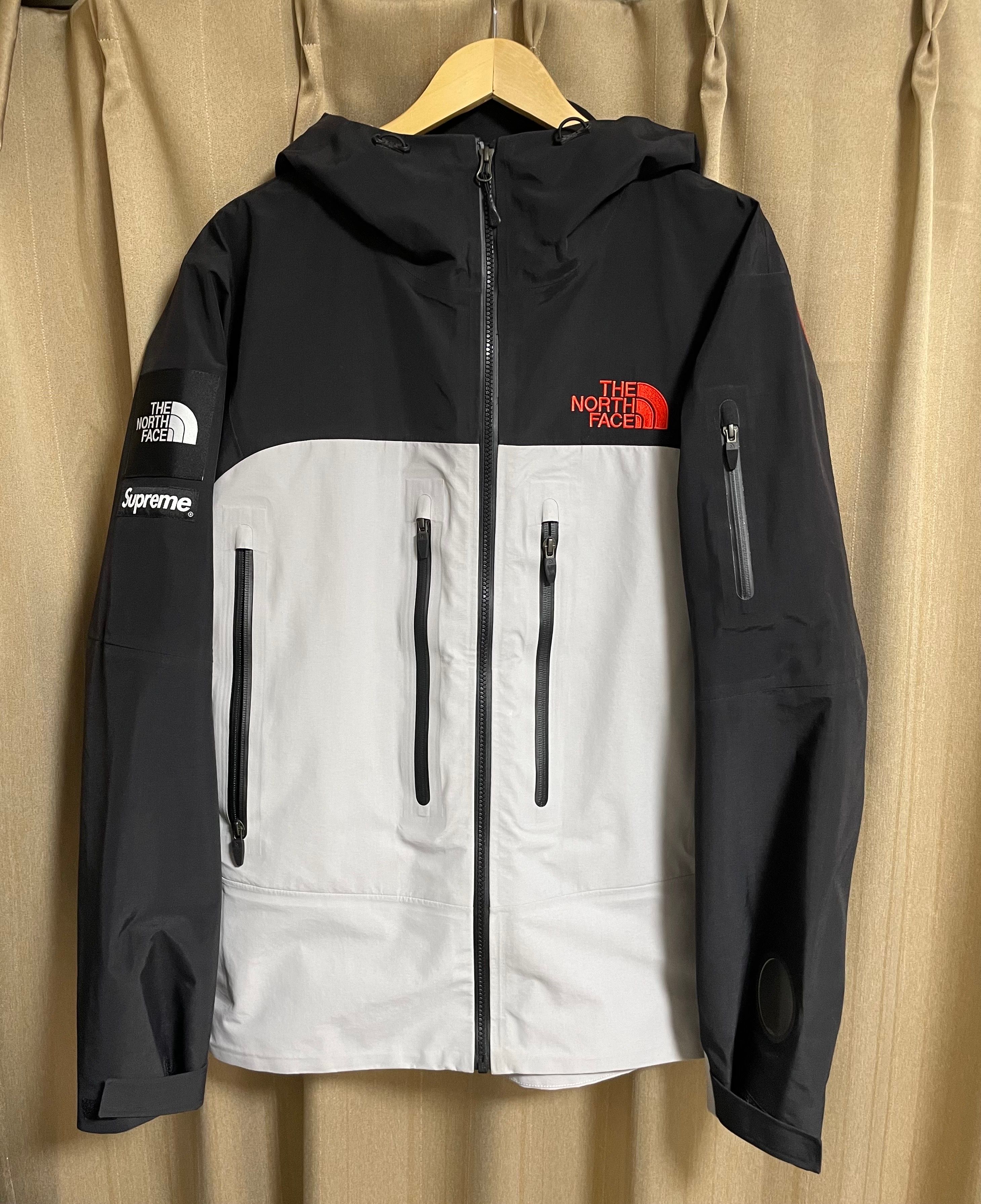 Supreme x The North Face Taped Seam Shell Jacket "Grey"