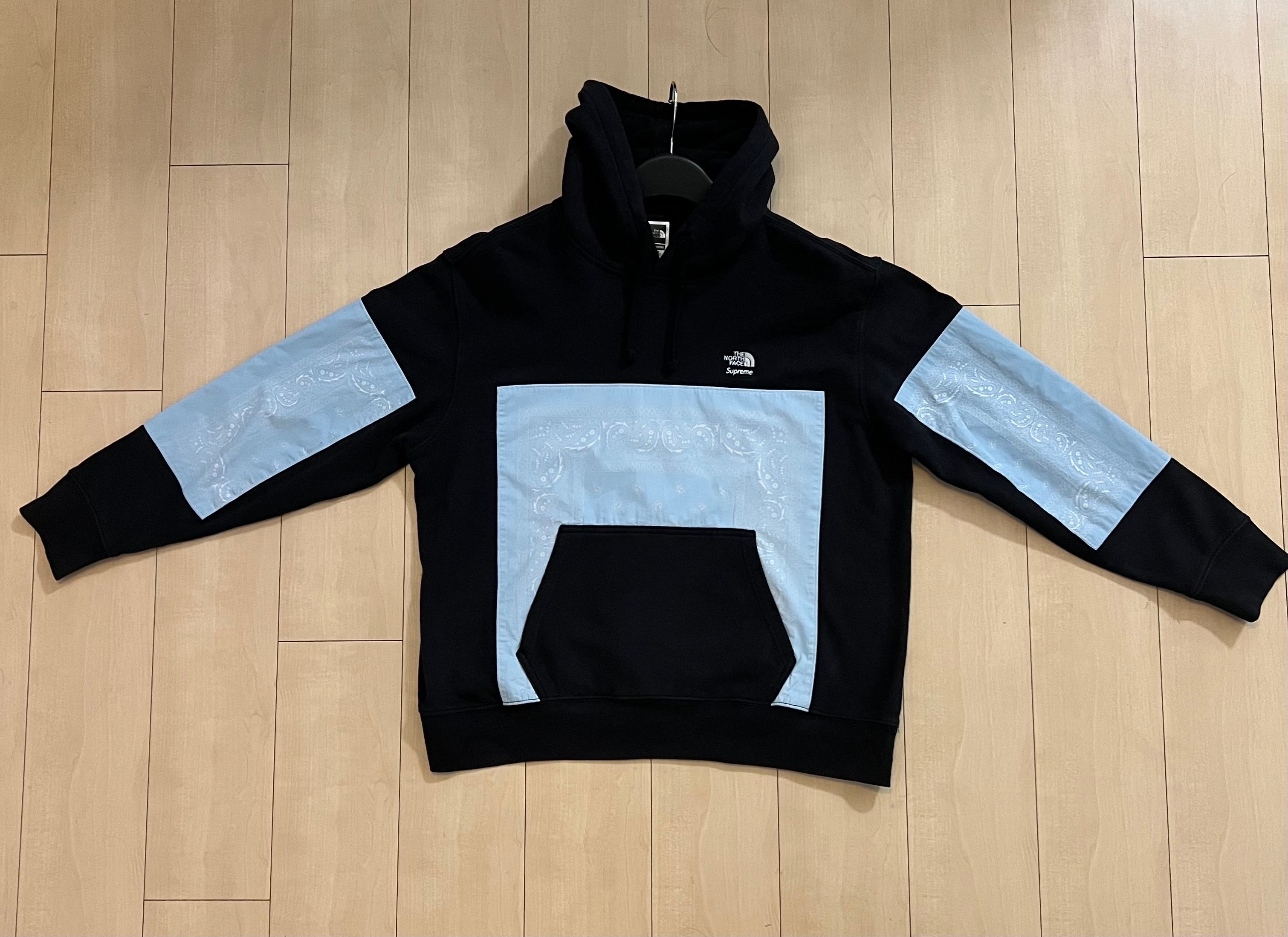 Supreme x The North Face Bandana Hooded Sweatshirt "Black"