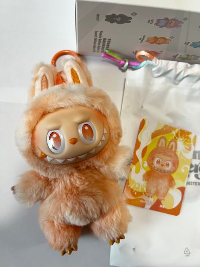 POP MART THE MONSTERS (LABUBU) Big into Energy Series Plush Pendant HAPPINESS