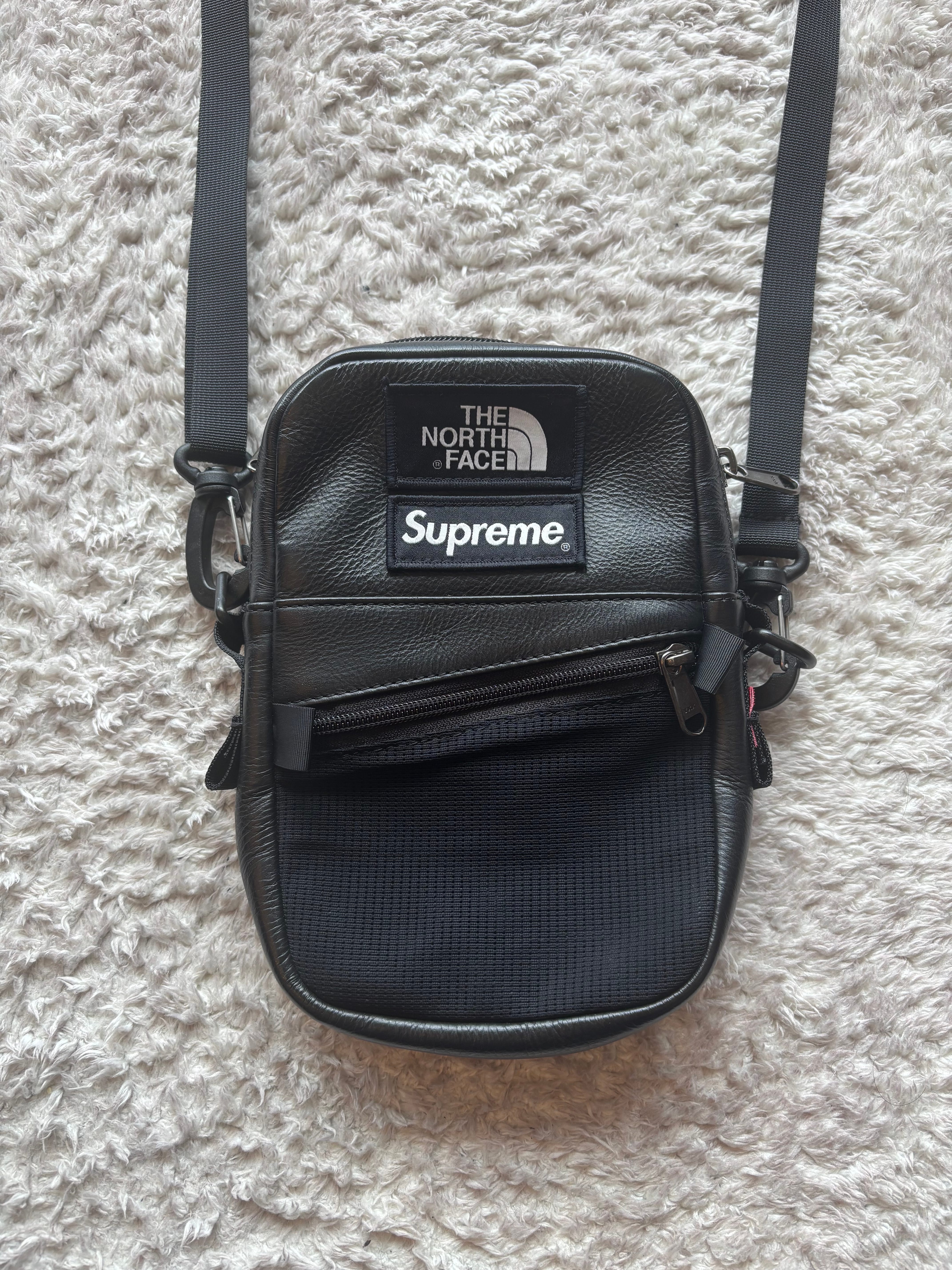 Supreme x The North Face Leather Shoulder Bag "Black"