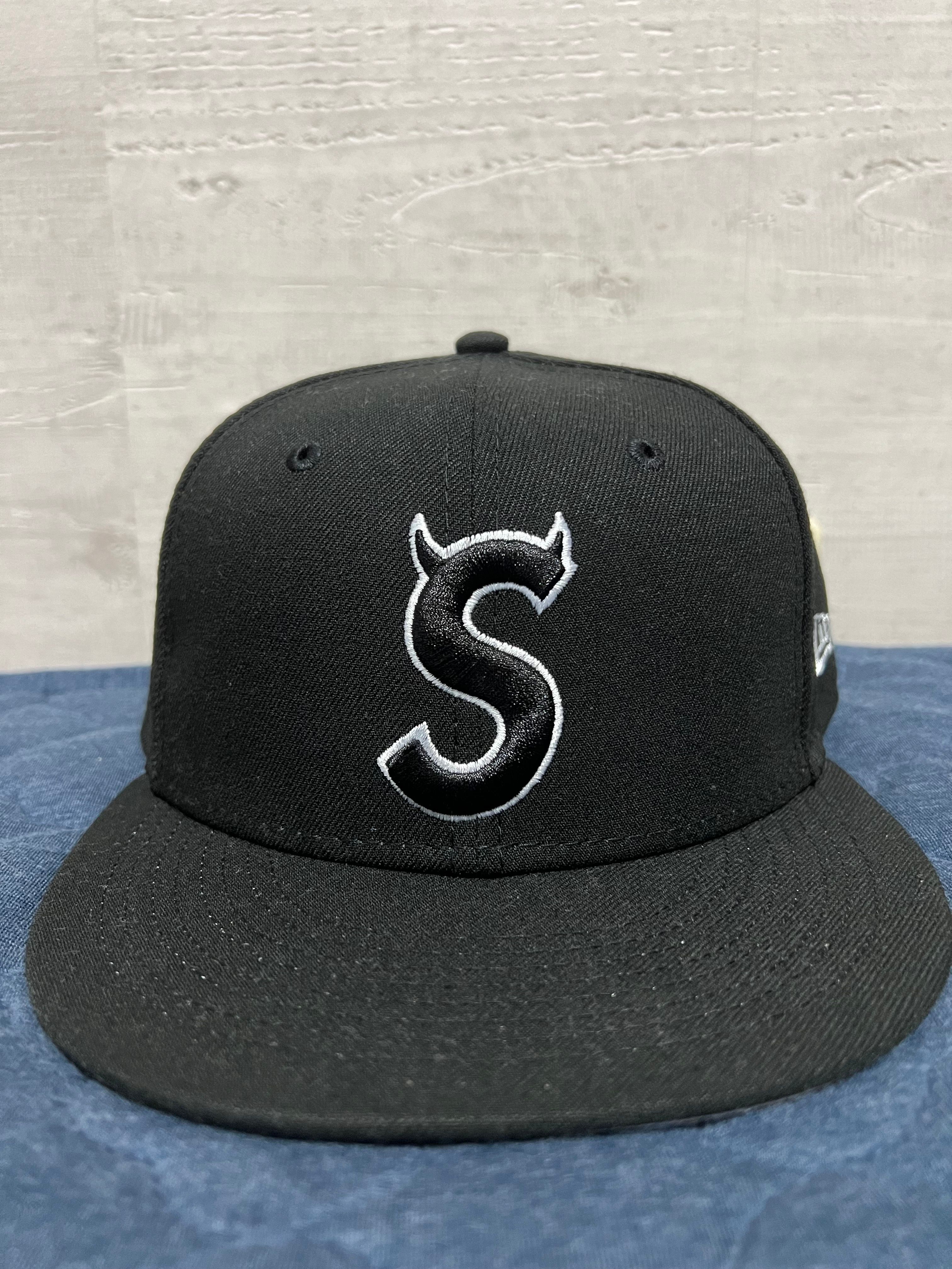 supreme S Logo New Era "Black"