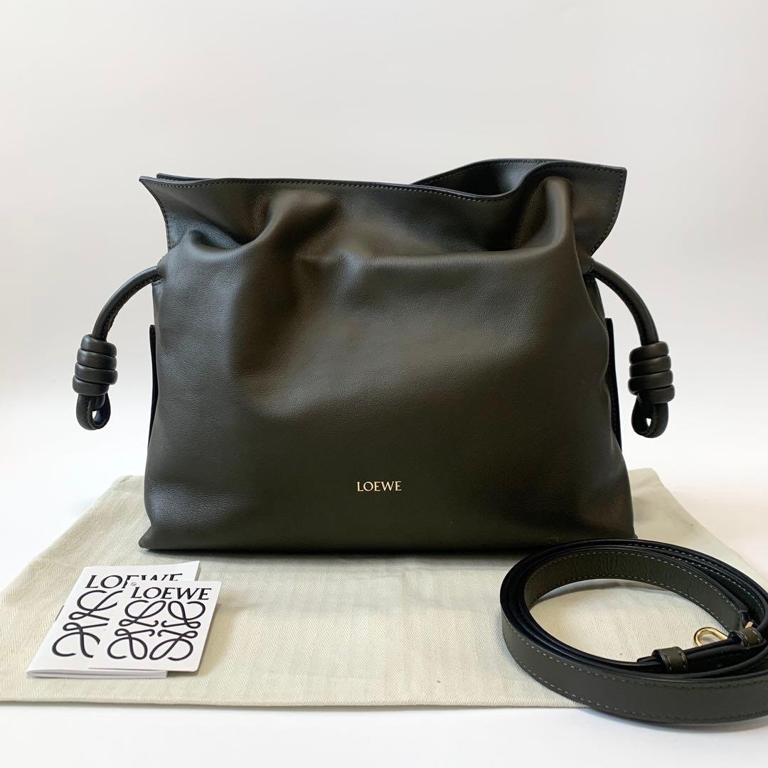 ロエベ ショルダーバッグ レディース