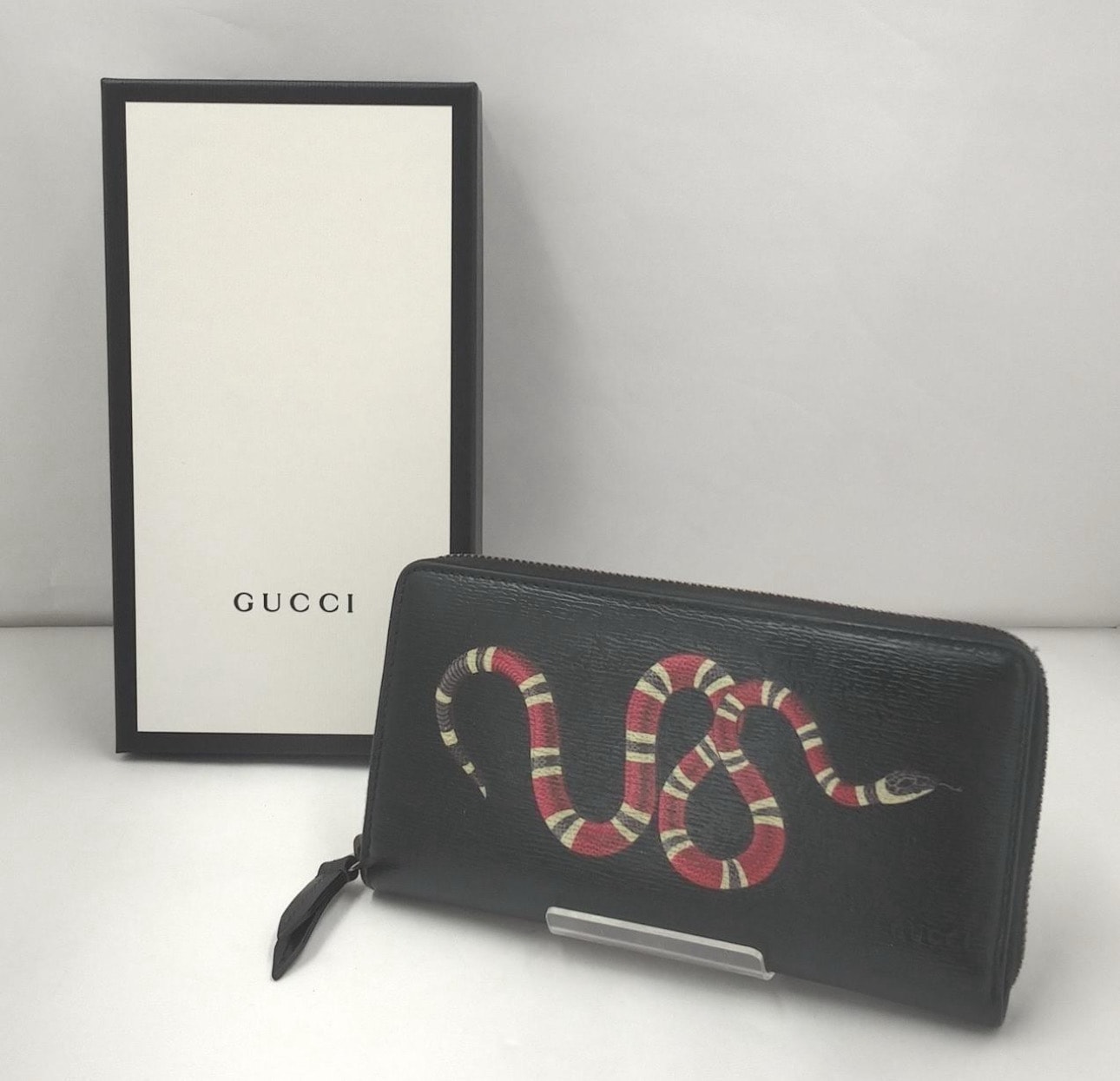 GUCCI Kingsnake Print Zip Around Wallet "Black"