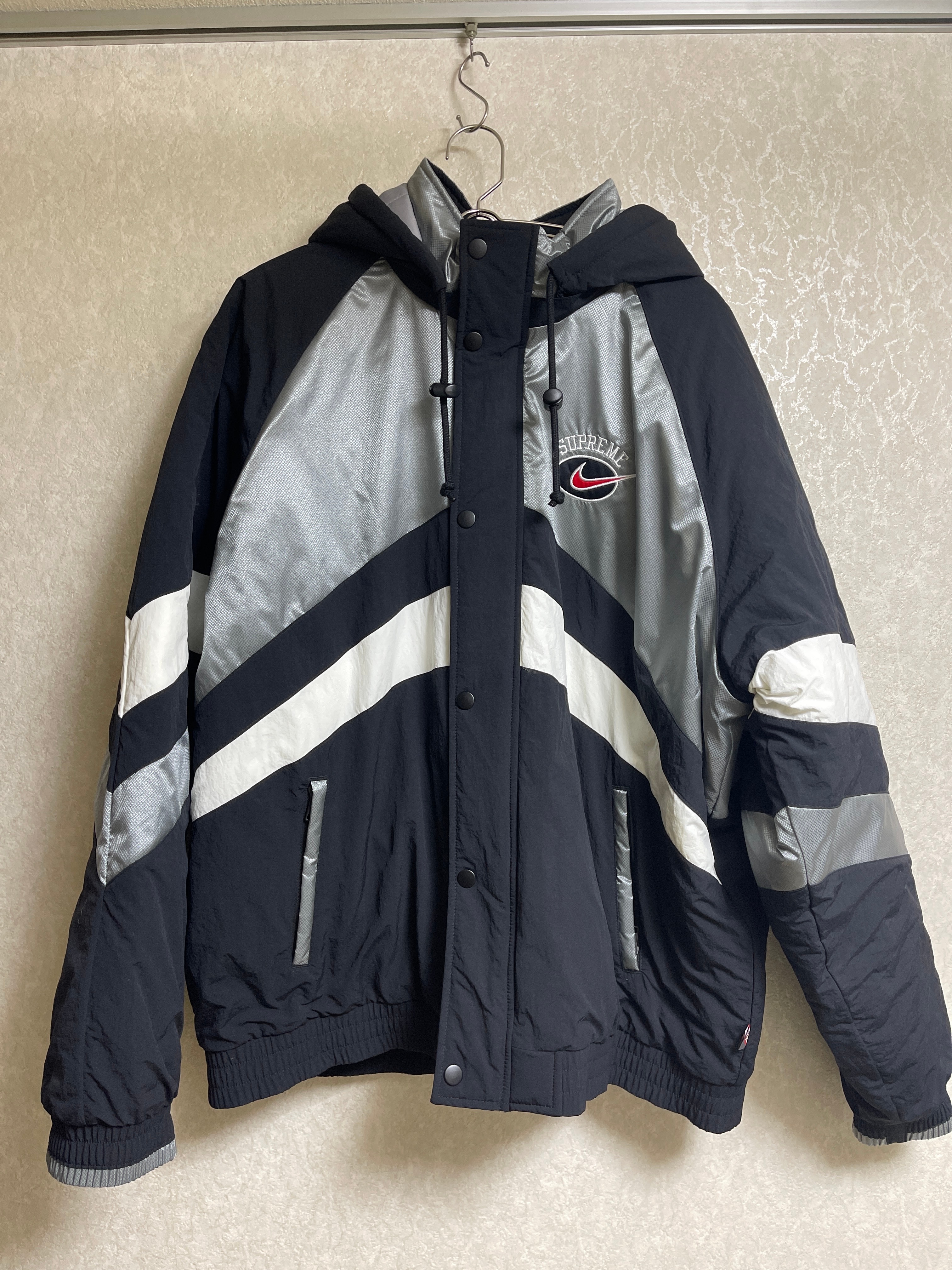 Supreme / Nike Hooded Sport Jacket "Silver"