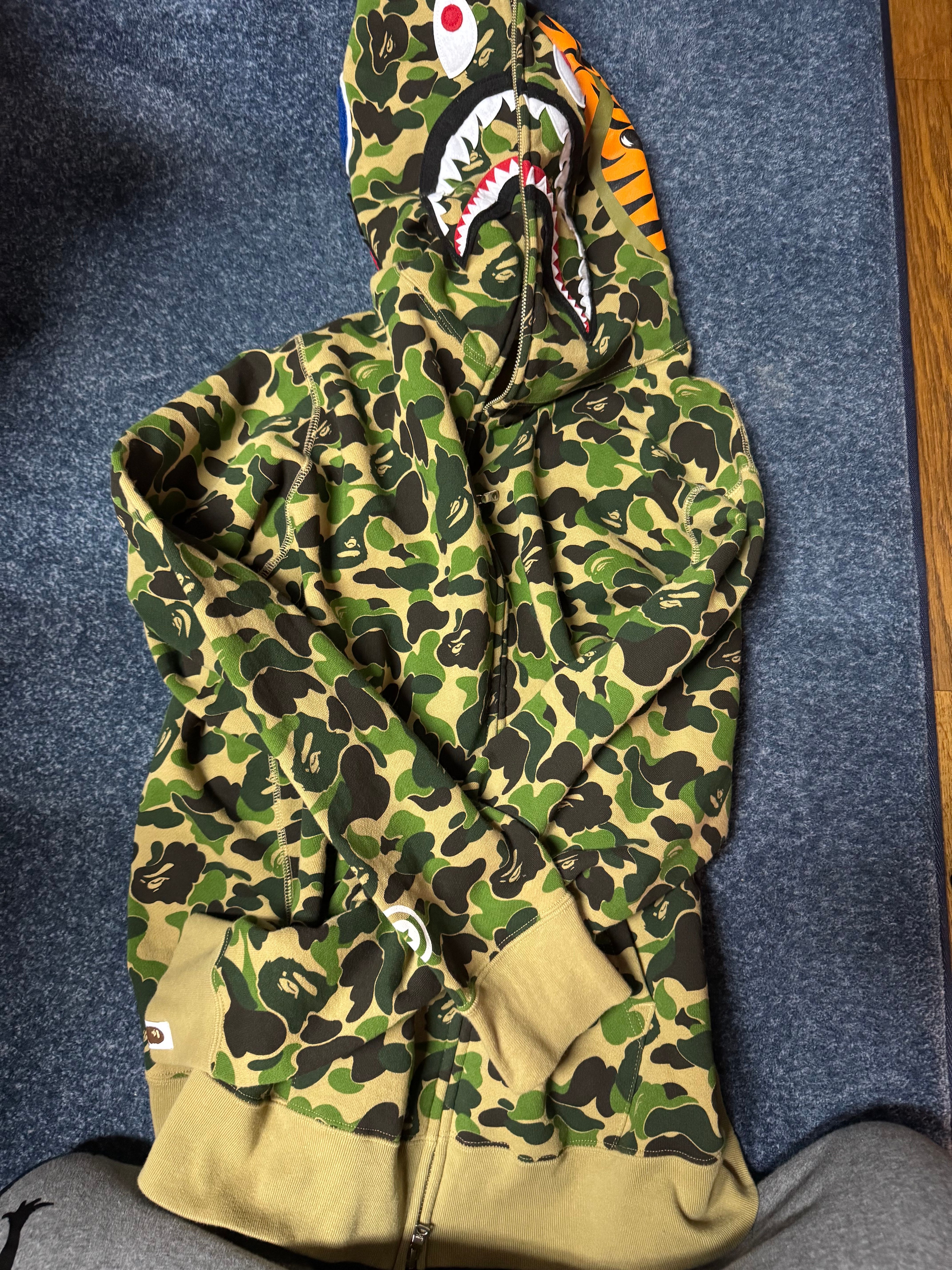 A BATHING APE ABC Camo Shark Full Zip Hoodie "Green"