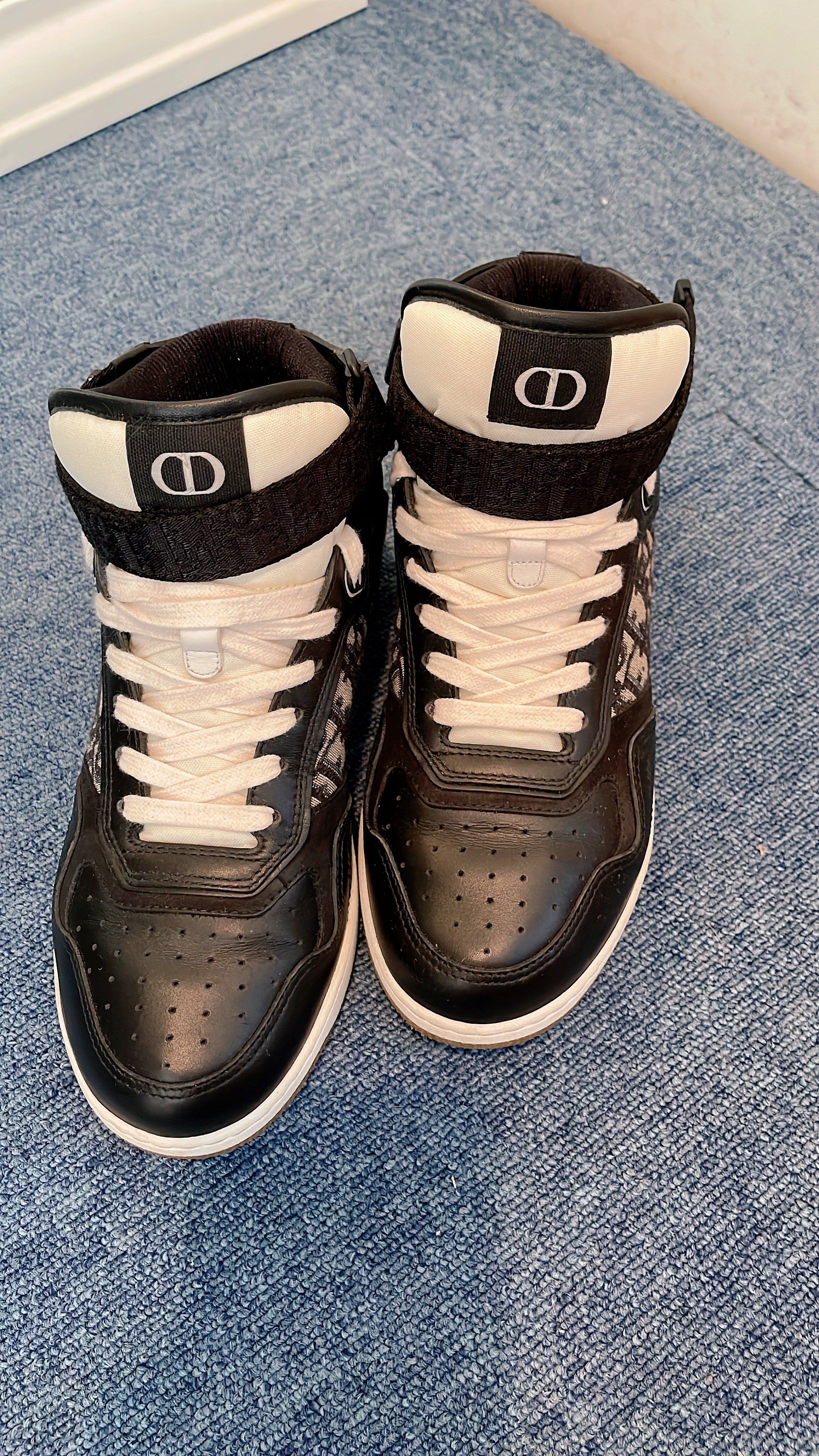 Dior b27 ディオール ミッドカット スニーカー