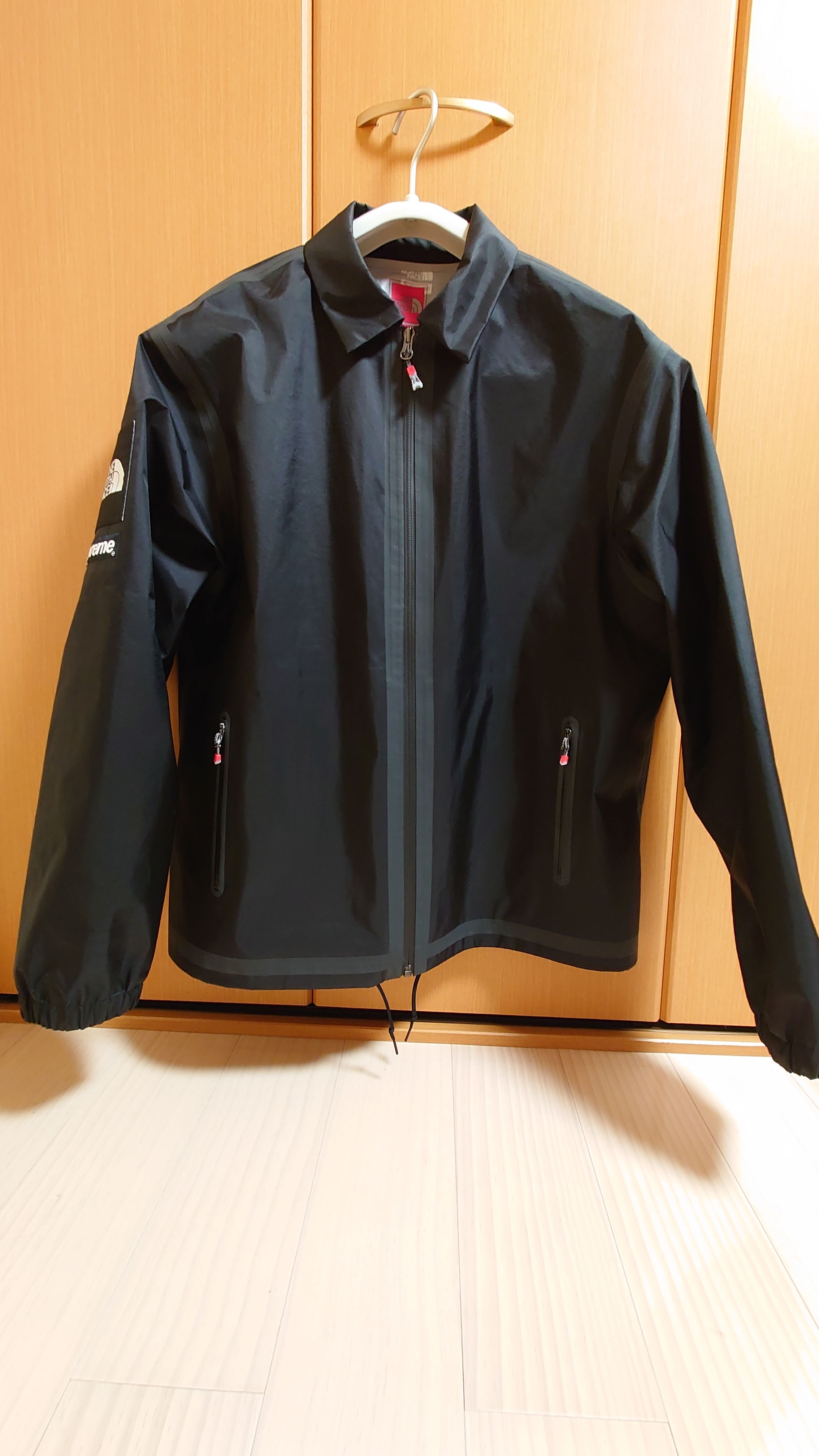 Supreme x The North Face Summit Series Outer Tape Seam Coaches Jacket "Black"