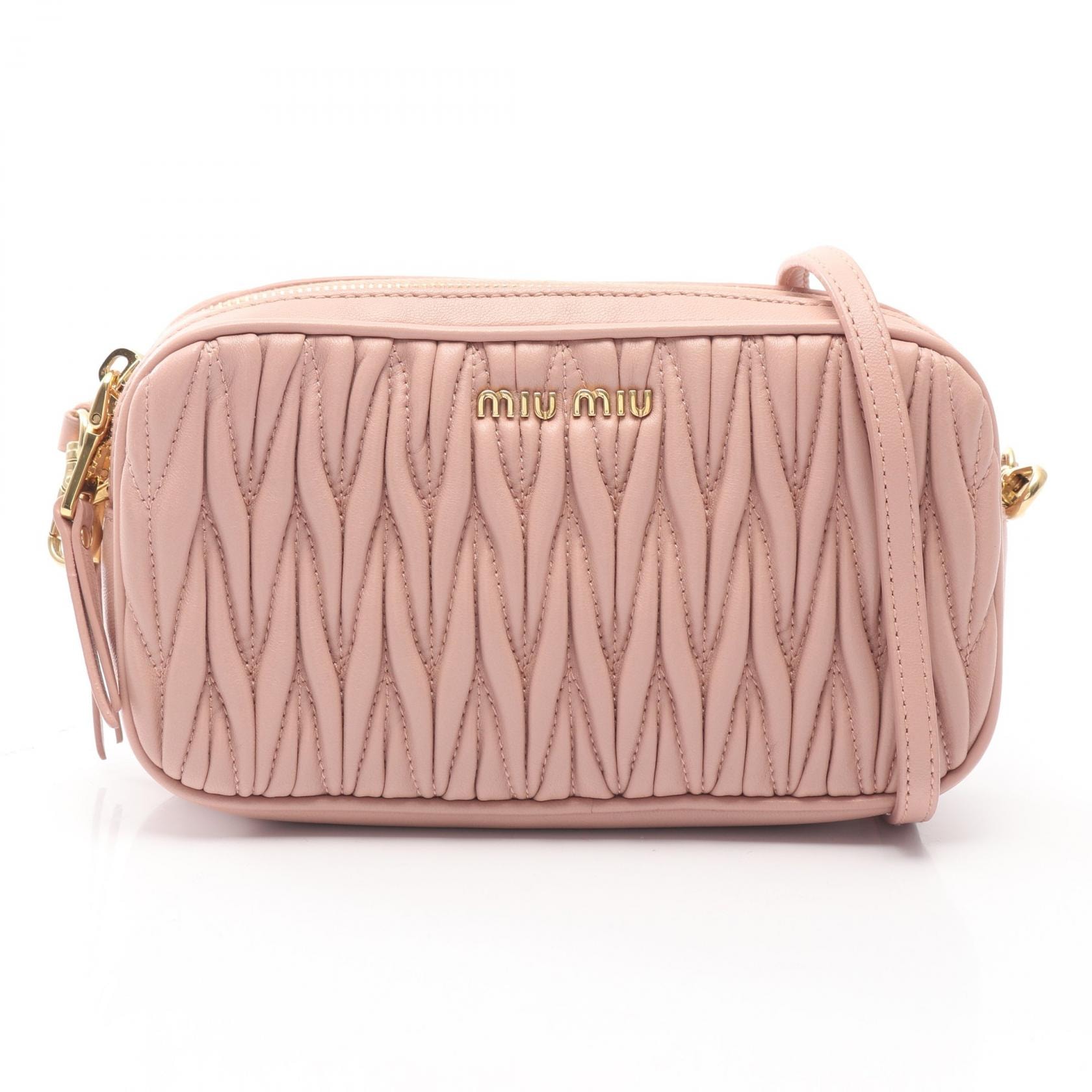 ミュウ ミュウ Miu Miu MATELASSE マテラッセ ショルダーバッグ バッグ レザー レディース ピンク系 【中古】