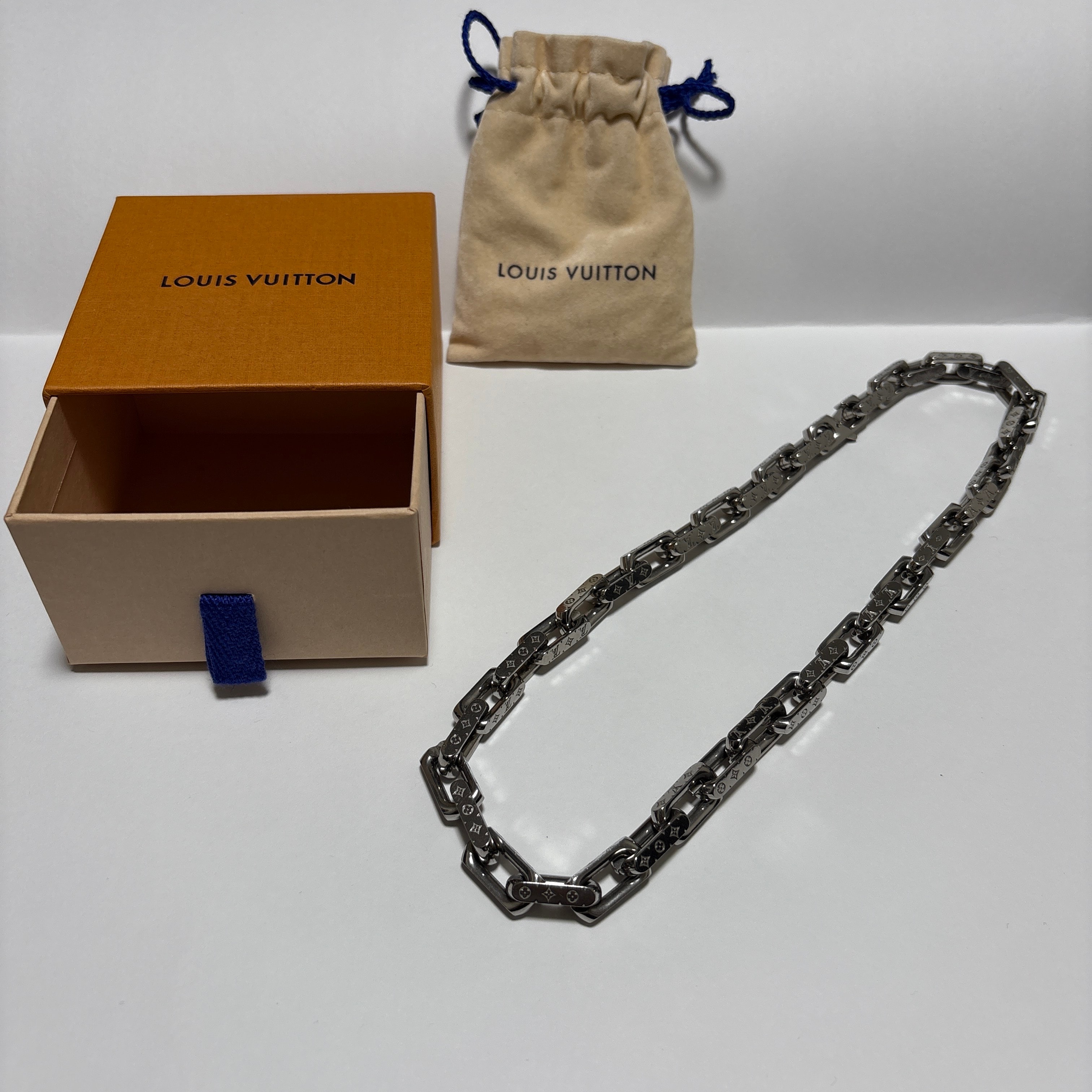 Louis Vuitton Monogram Chain Necklace "Silver"