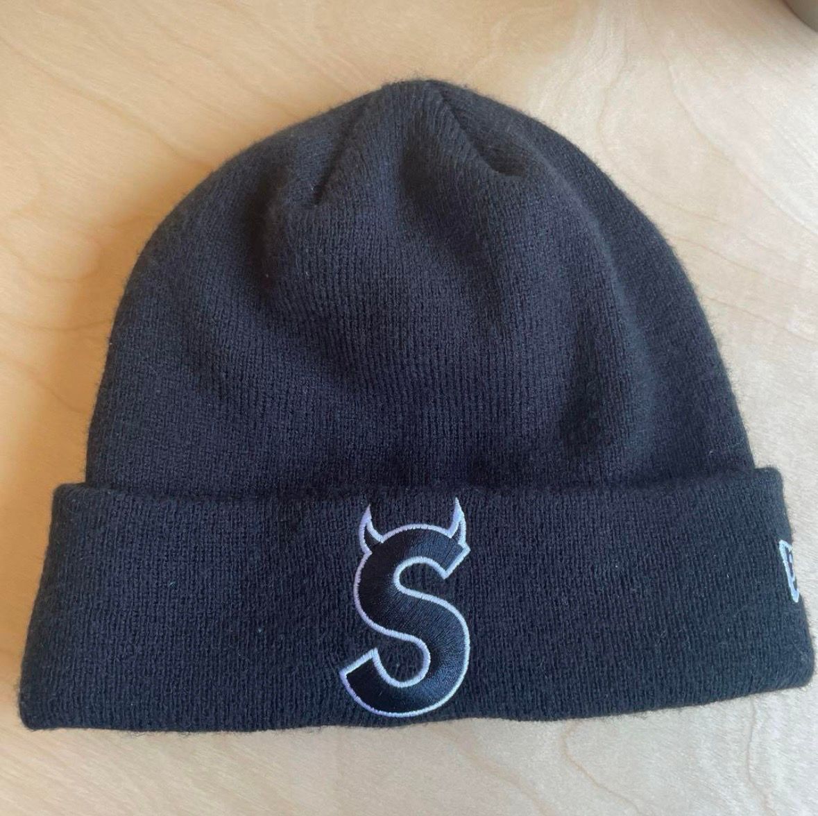 Supreme New Era S Logo Beanie "Black" (22FW)