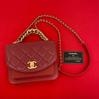 CHANEL シャネル スモールフラップ マトラッセ ココマーク キャビアスキン カーフ ショルダーバッグ レッド
31246