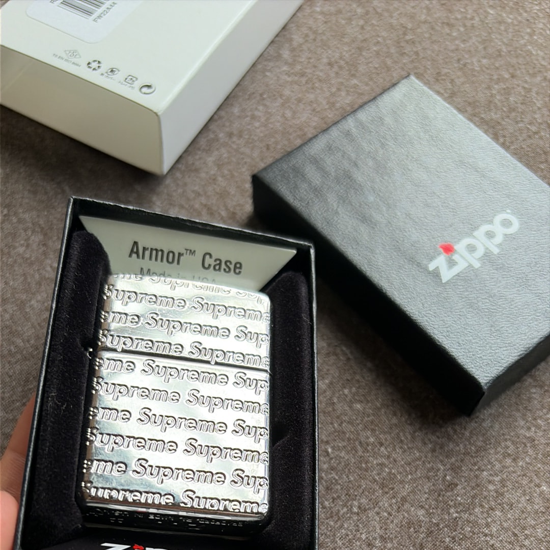 Supreme Tiger Keychain 