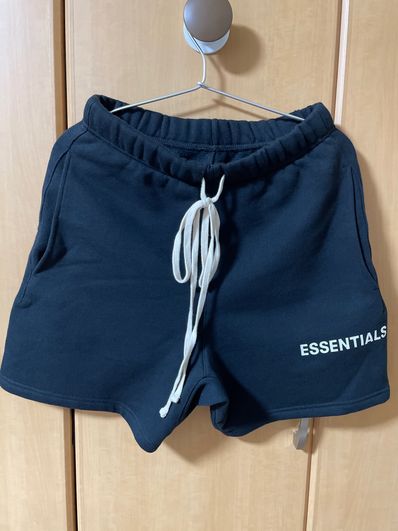 FEAR OF GOD Essentials Graphic Sweat Shorts "Black"