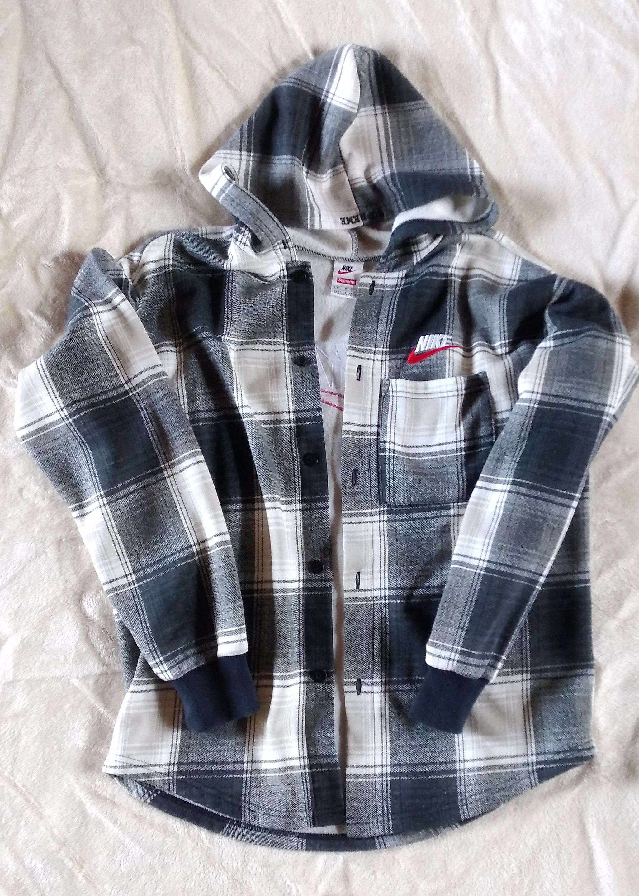 Supreme / NIKE® Hooded Sweatshirt "Black"