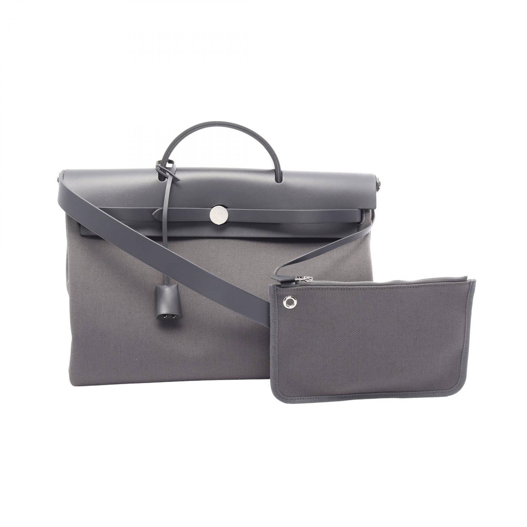 エルメス HERMES エールバッグジップ メッセンジャー39 2WAY ハンドバッグ バッグ ヴァッシュハンター / トワルミリタリー ヴァッシュハンター K刻印(2025年製造) レディース グレー系 【中古】