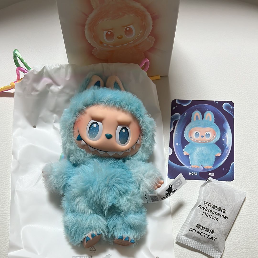 POP MART THE MONSTERS (LABUBU) Big into Energy Series Plush Pendant HOPE