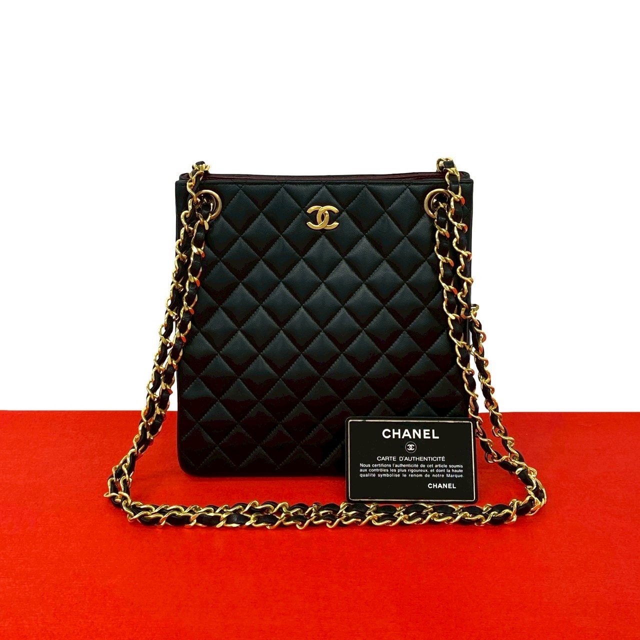 CHANEL シャネル マトラッセ ココマーク ラムスキン ショルダーバッグ ブラック
 32145