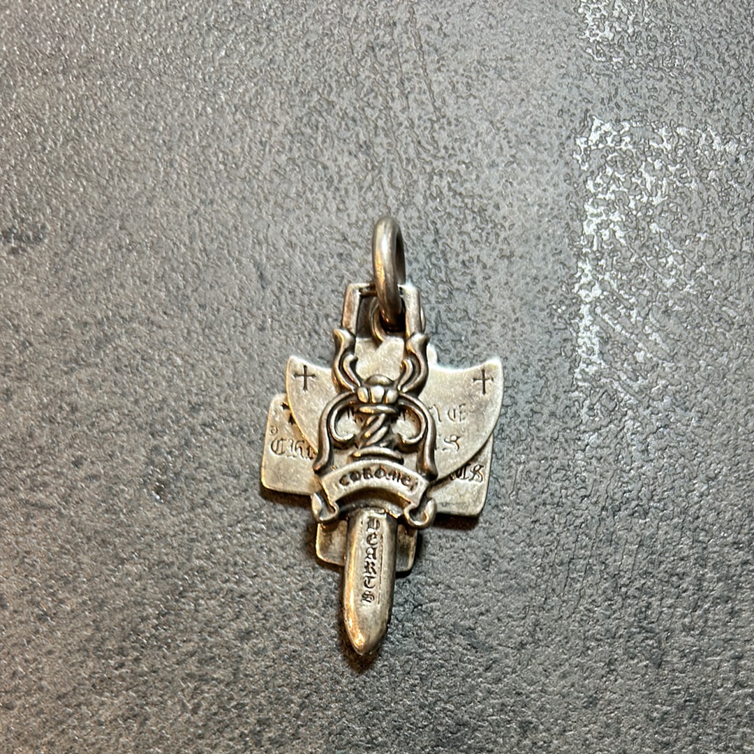 クロムハーツ 3トリンケッツ ペンダント "シルバー"