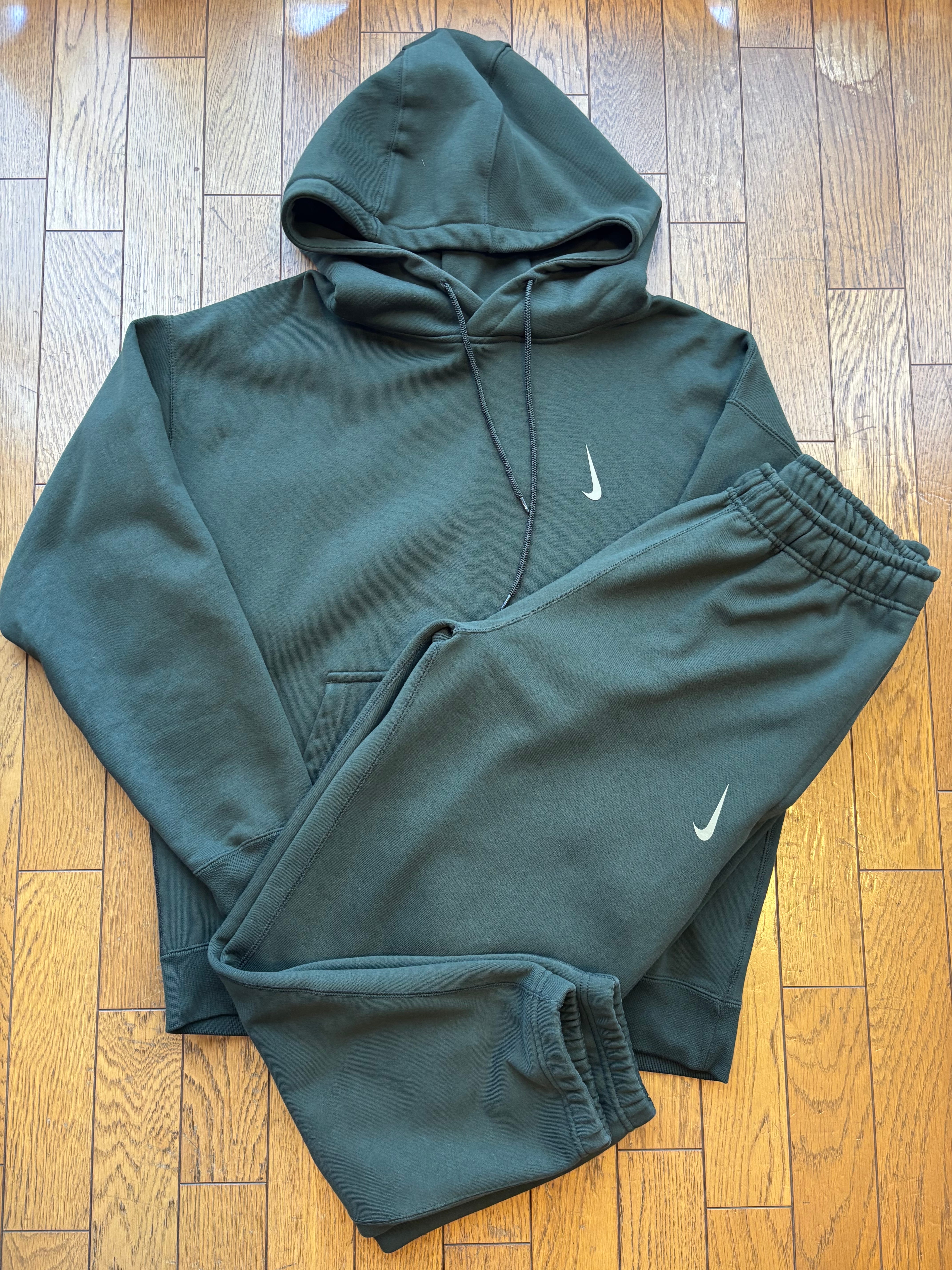y*i様 Nike ビリーアイリッシュ　パーカー Lサイズ NIKE×Billie Eilish ナイキ×ビリーアイリッシュ AS M NRG LA HOODIE
