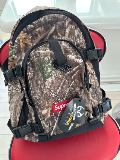 Supreme 19FW Backpack "Real Tree Camo"