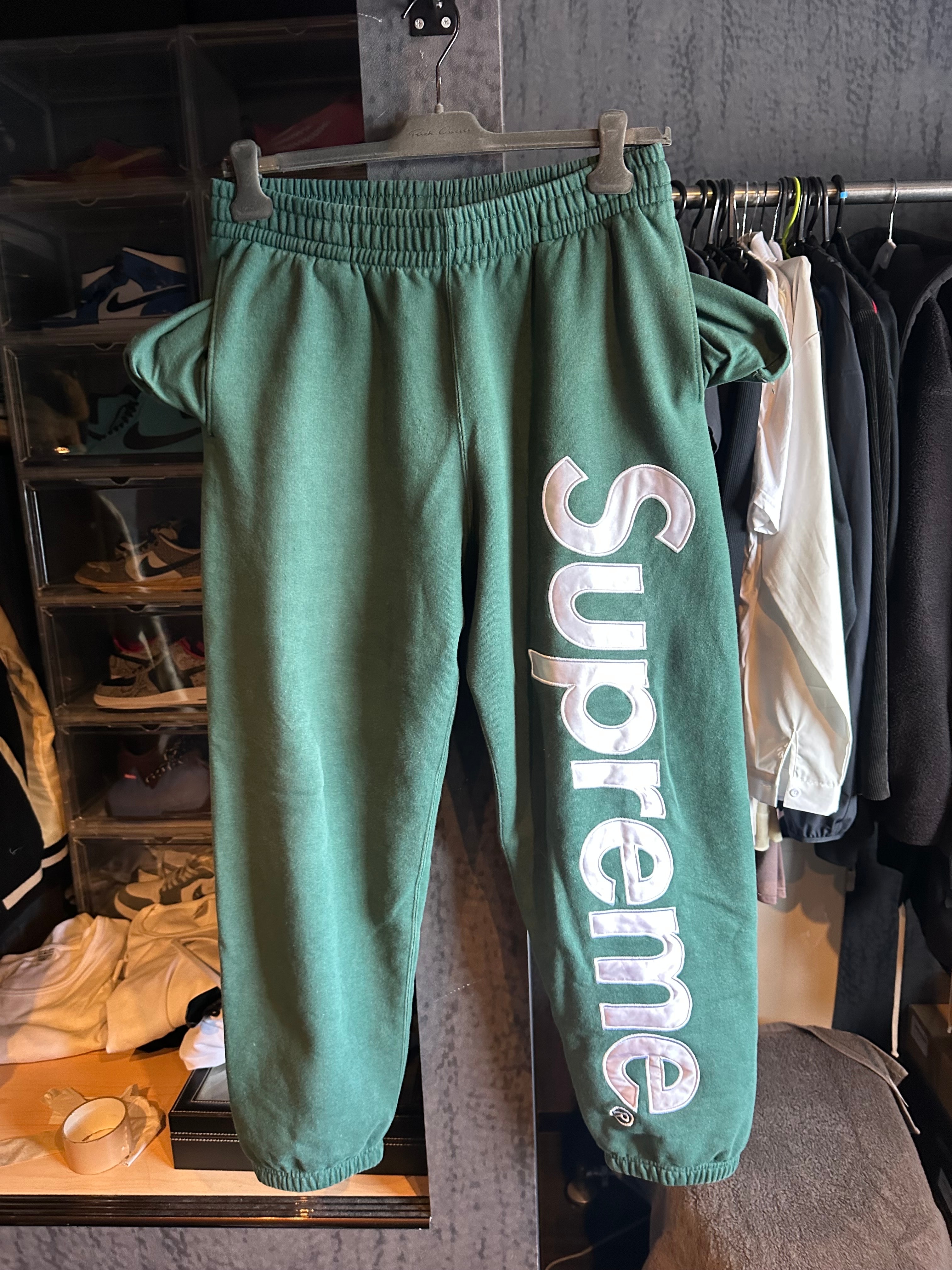 Supreme Satin Applique Sweatpant "Dark Green" (24FW)